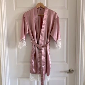 Shorty Pink robe bridesmaid robes